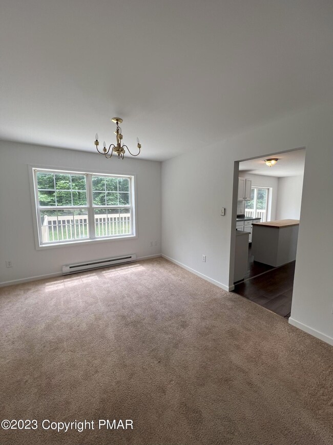 847 Country Place Dr, Tobyhanna, PA 18466 - photo 7