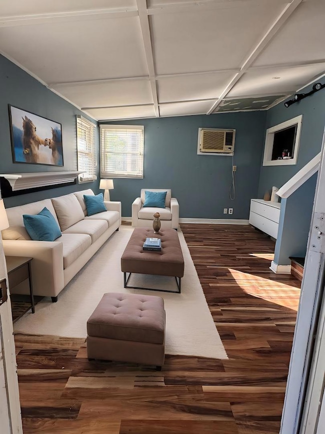 358 David Dr, Elgin, IL 60120 - photo 4