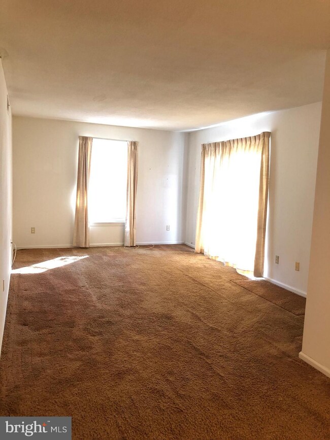 120 Berwick Place unit 23Q, Lansdale, PA 19446 - photo 4