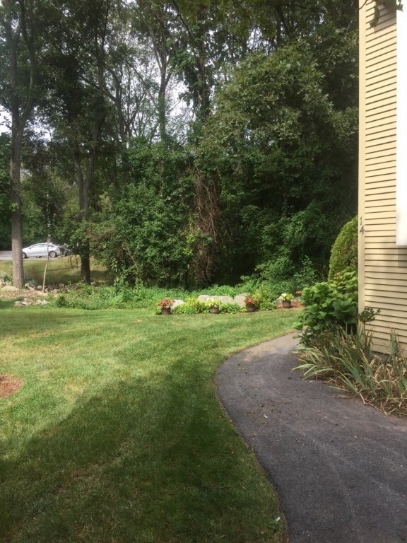 10 Trellis Dr, West Warwick, RI 02893 - photo 3