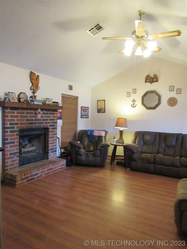 vaulted living room
