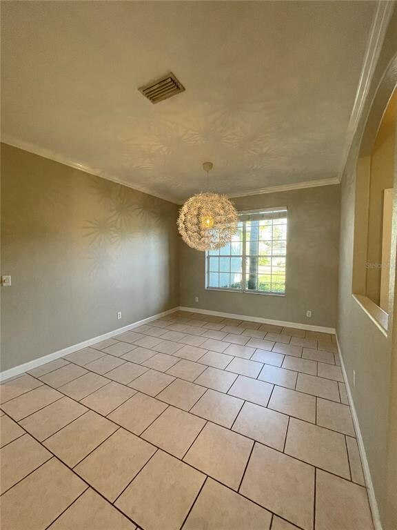 Formal dining 