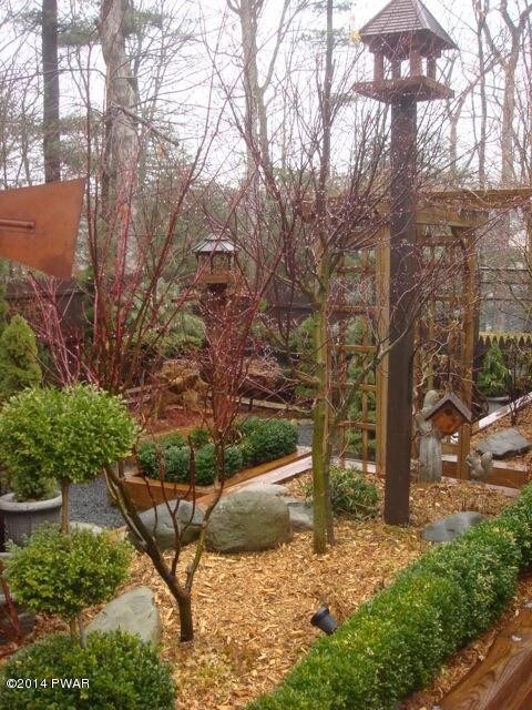 156 Mulberry Dr, Milford, PA 18337 - photo 4