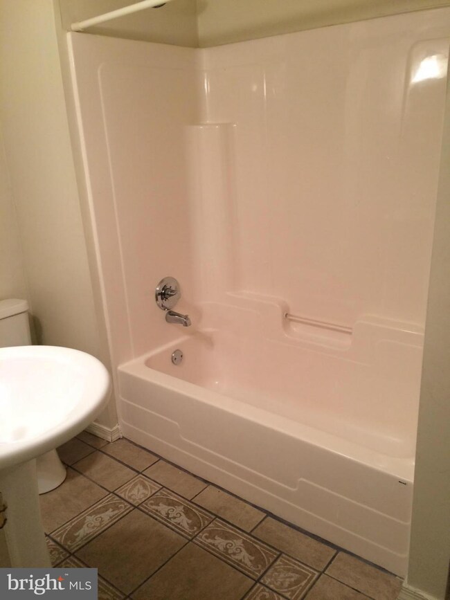 1795 Powder Horn Terrace, Woodbridge, VA 22191 - photo 6