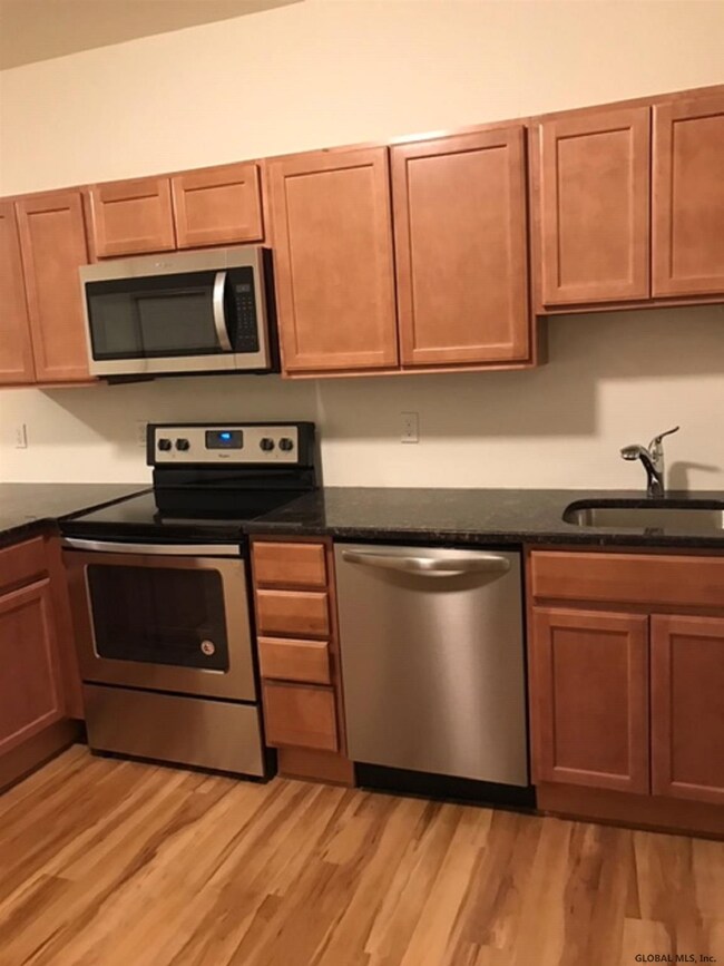 34 Exchange St unit 2nd floor, Albany, NY 12205 - photo 5