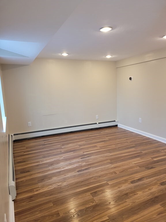 49 Mount Vernon Rd E unit 1, East Weymouth, MA 02189 - photo 3