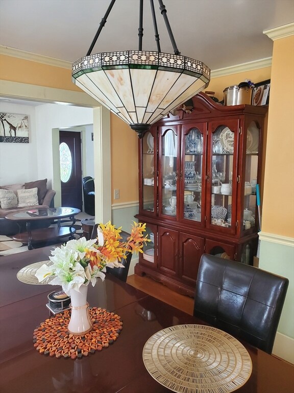 370 University Ave, Lowell, MA 01854 - photo 5