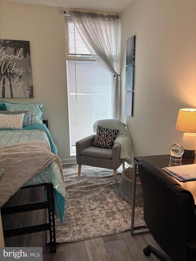 1000 Diamond St unit E, Philadelphia, PA 19122 - photo 7