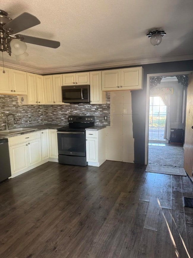 1004 Belle Ave, Vincennes, IN 47591 - photo 3