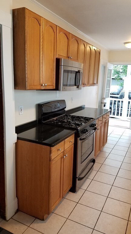 44 Parsons St unit 1, Brighton, MA 02135 - photo 3