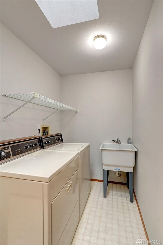 15419 52nd Place W, Edmonds, WA 98026 - photo 6