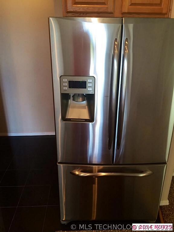 Stainless fridge stays!