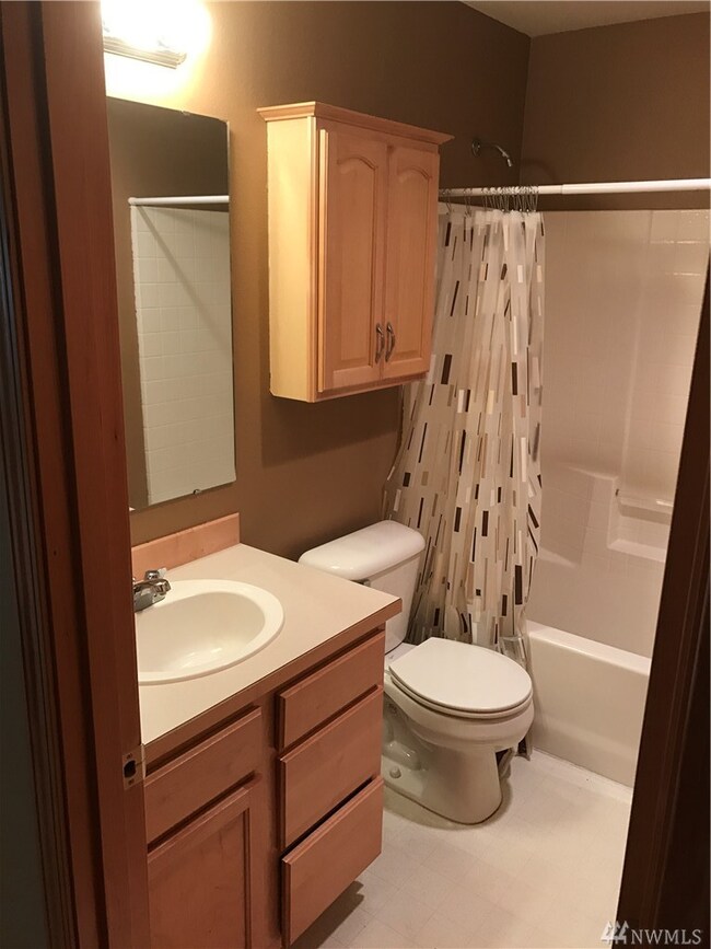 9220 Applegate Loop SW, Rochester, WA 98579 - photo 7