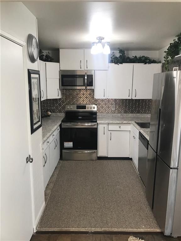 1418 Mccullough Ln, Columbus, IN 47203 - photo 7