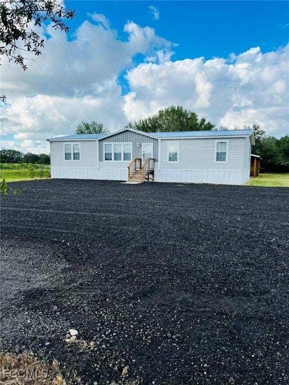 View of manufactured / mobile home