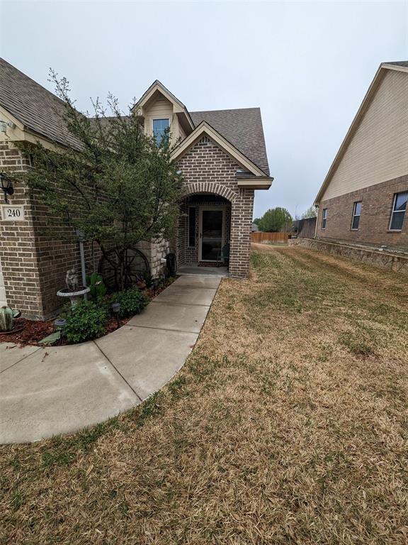 240 Greathouse Village, Decatur, TX 76234 - photo 2
