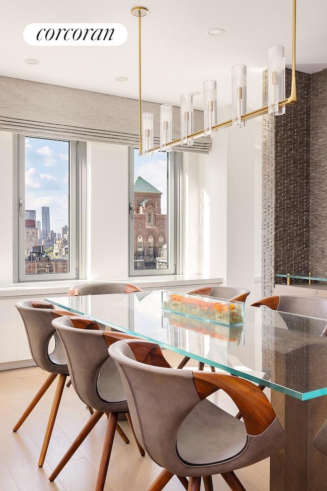 200 E 62nd St unit 22A, New York, NY 10065 - photo 3