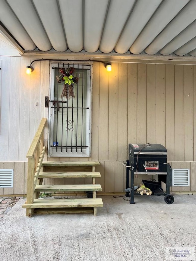 1344 E Monroe St, Brownsville, TX 78520 - photo 4