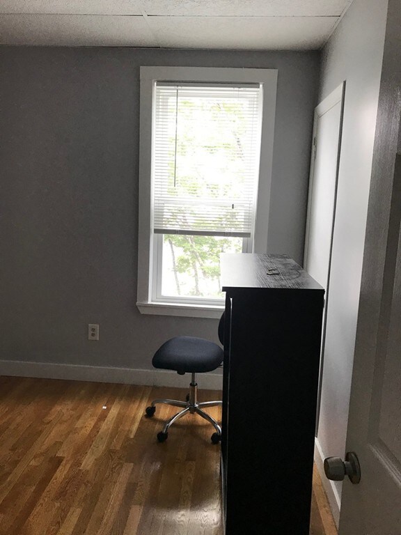 172 L St unit 3, Boston, MA 02127 - photo 6