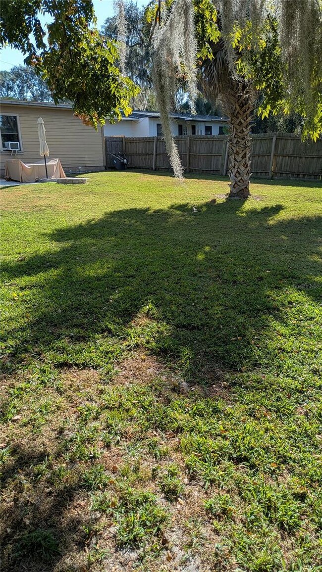 1109 Lee St, Leesburg, FL 34748 - photo 4