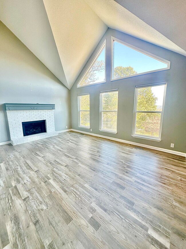 69 Beverley Cir, Ringgold, GA 30736 - photo 2