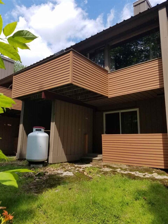 27 Big Coolidge Rd unit 27- 2, Lincoln, NH 03251 - photo 2