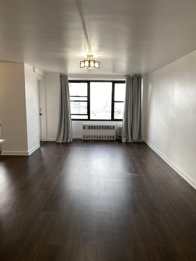 10 Huron Ave unit 10H, Jersey City, NJ 07306 - photo 6