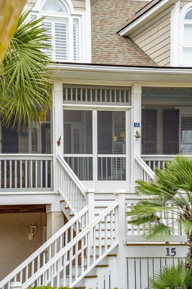 screened in front porch