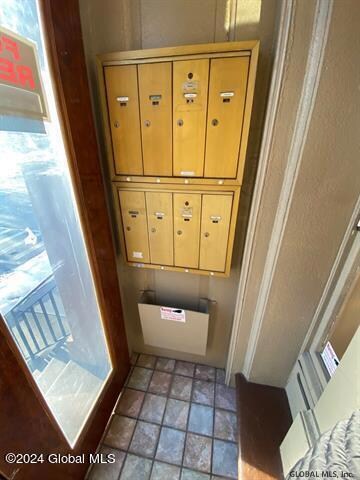 461 State St unit B, Albany, NY 12203 - photo 2