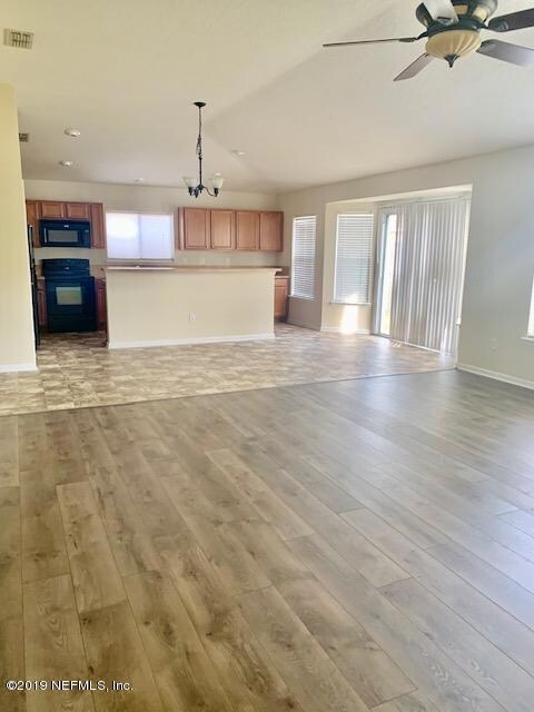 3846 Robena Rd, Jacksonville, FL 32218 - photo 4