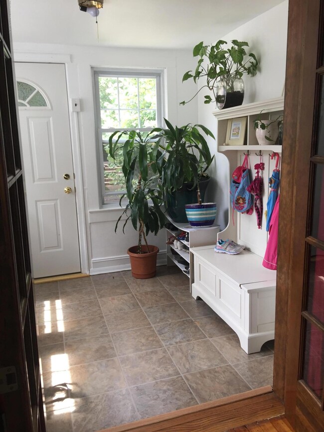 363 Maine Ave, Staten Island, NY 10314 - photo 3