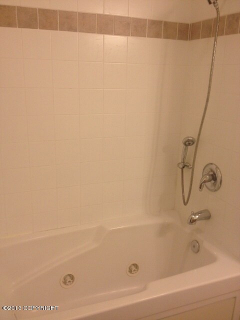 Everybodyloves a Jacuzzi