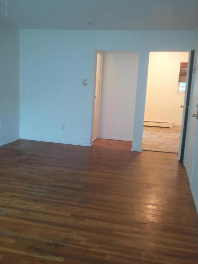 12B Juniper Ln, Eatontown, NJ 07724 - photo 3