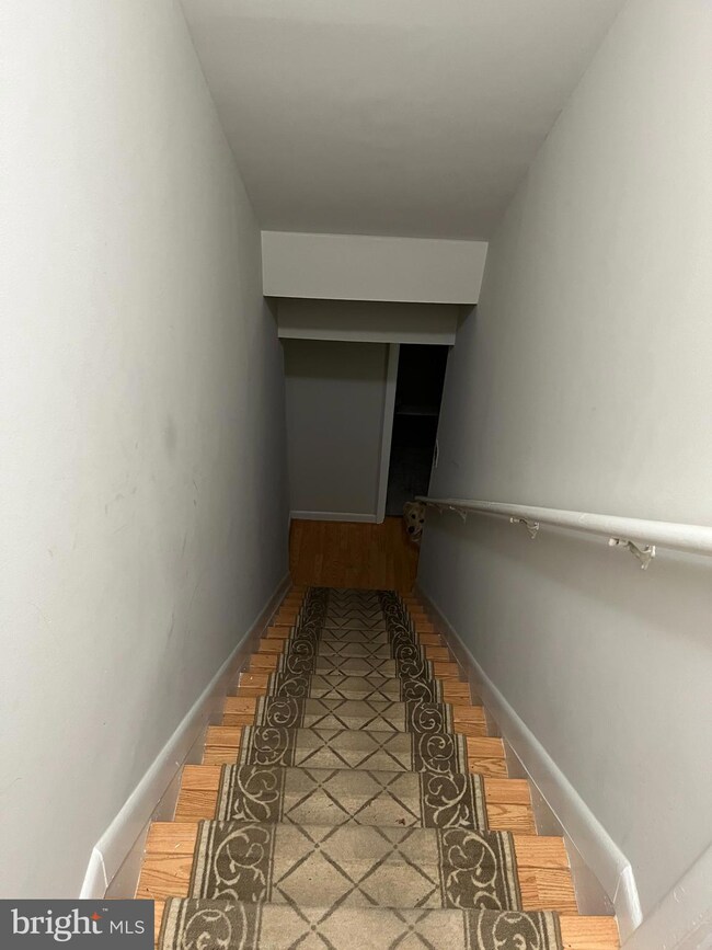 3013 White Birch Ct, Fairfax, VA 22031 - photo 4