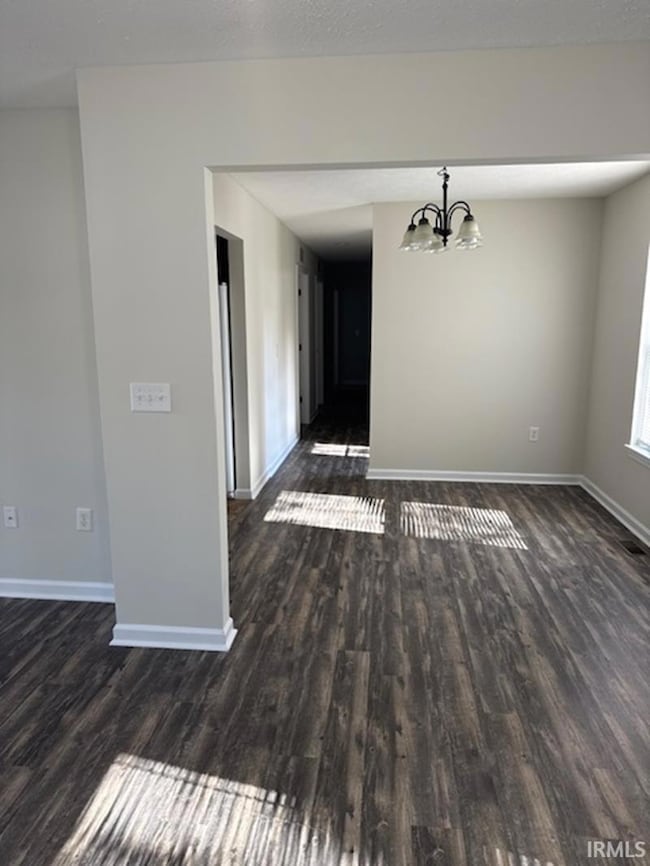 1221 W Green Tree Ln, Bloomington, IN 47403 - photo 2