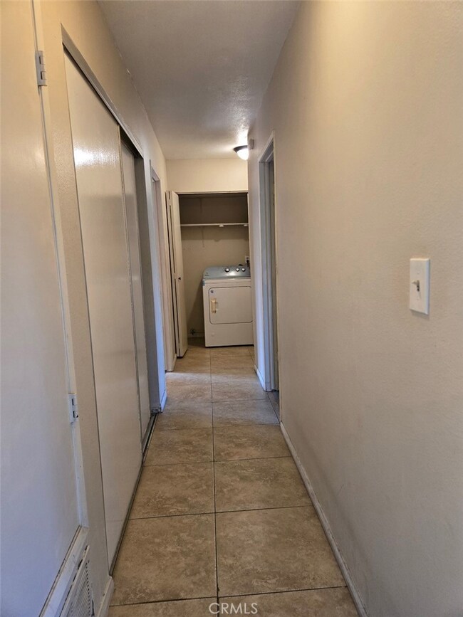 10950 Saticoy St unit 48, Sun Valley, CA 91352 - photo 6