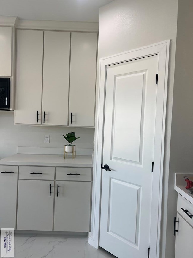 2692 Del Roble Ln unit 16, Brownsville, TX 78526 - photo 7