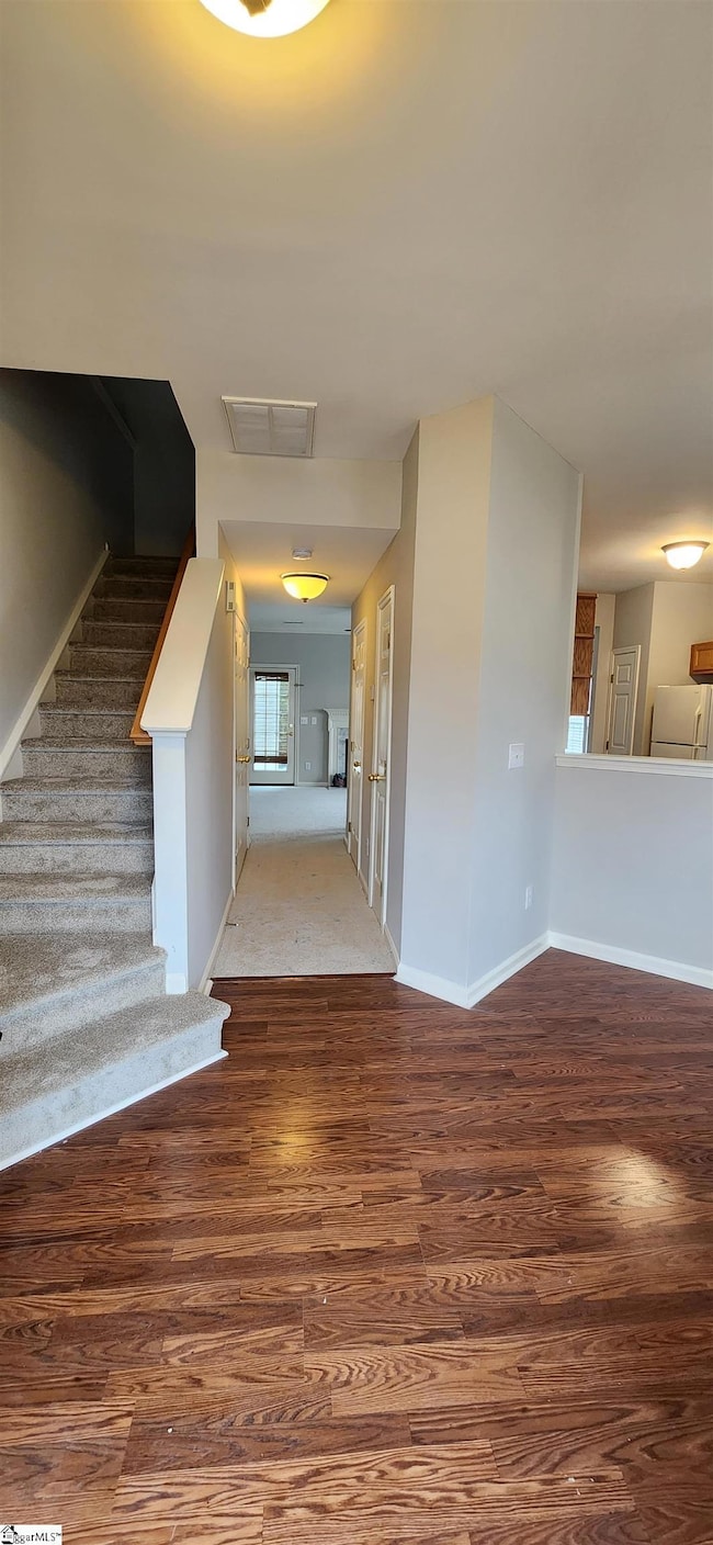 32 Spring Crossing Cir, Greer, SC 29650 - photo 3