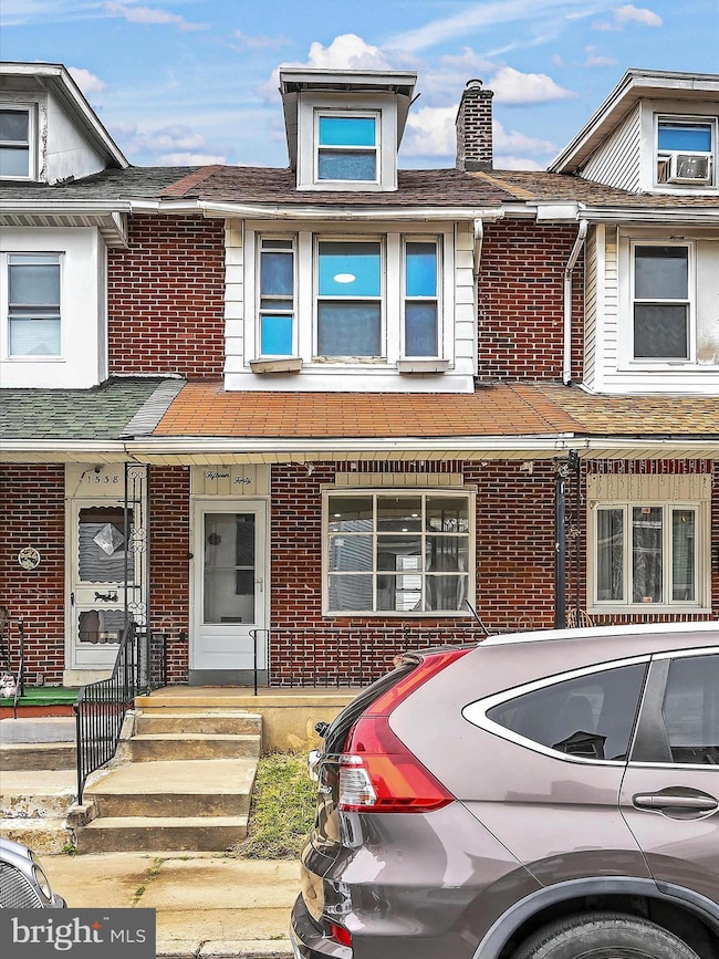 1540 Moss St, Reading, PA 19604 - photo 2