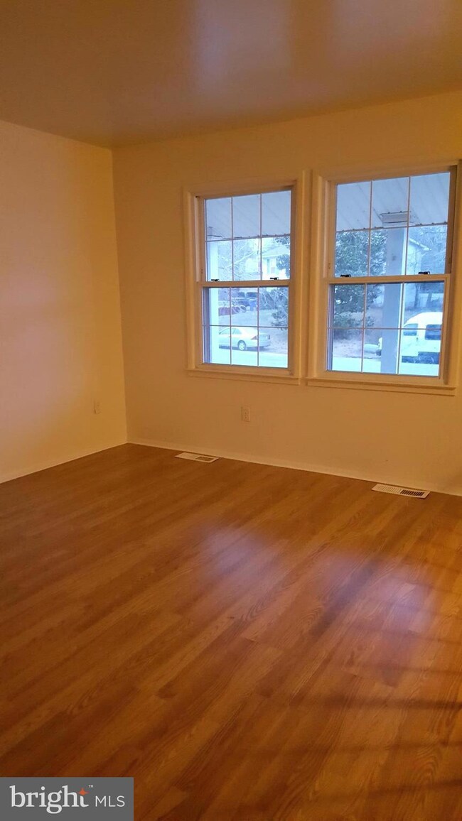 2335 Woodberry Dr, Bryans Road, MD 20616 - photo 2