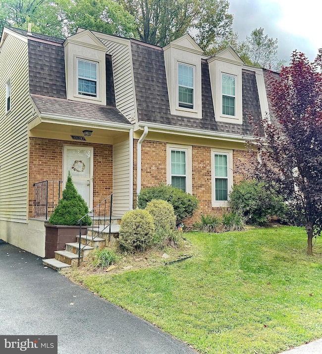 10030 Wood Sorrels Ln, Burke, VA 22015 - photo 2