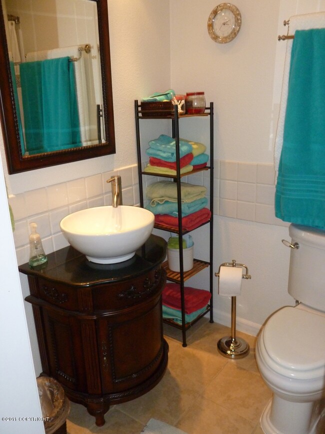 Beautiful full bath