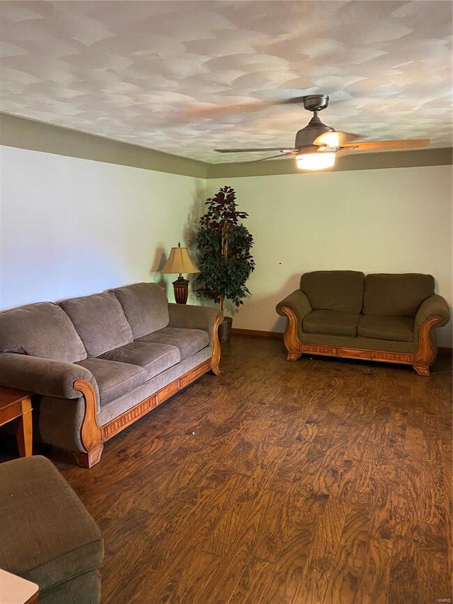 1221 S Clinton Rd, Caseyville, IL 62232 - photo 7