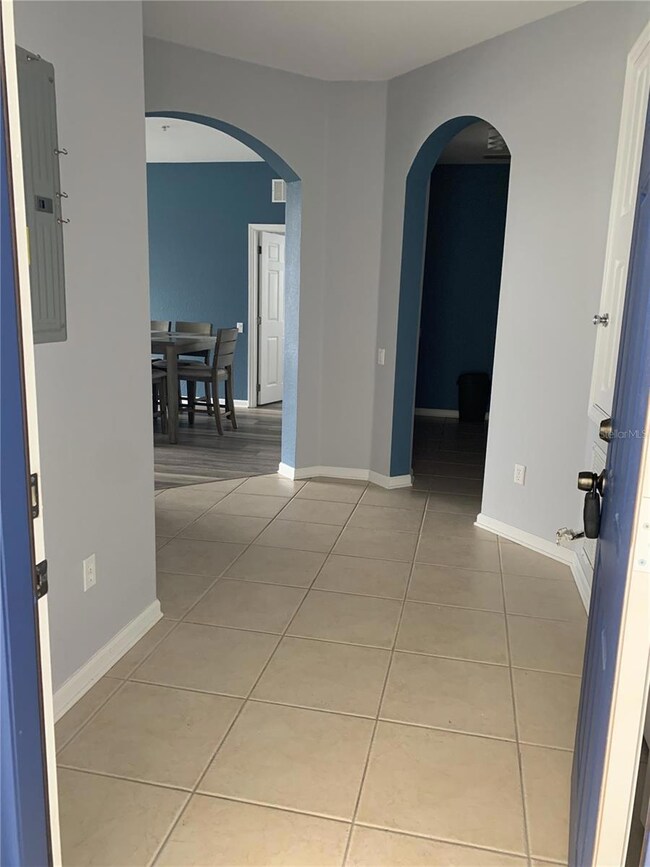 4114 Breakview Dr unit 20802, Orlando, FL 32819 - photo 2