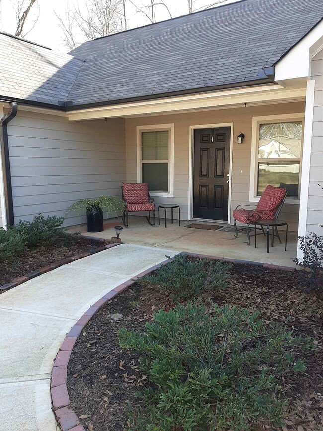 1011 Oak Hill Ln, Madison, GA 30650 - photo 3