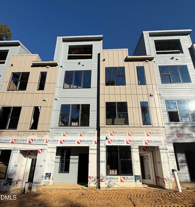 411 W Chatham St, Cary, NC 27511 - photo 3