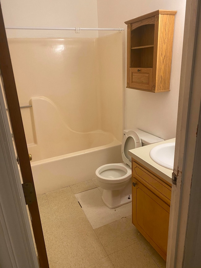 216 Hilltop Dr unit 5, Collinsville, VA 24078 - photo 5