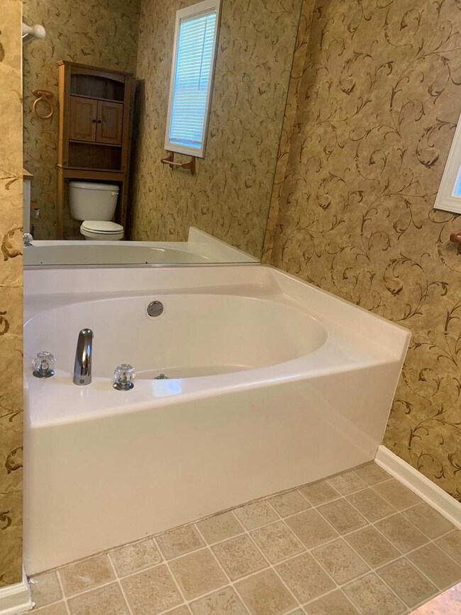 Separate Garden Tub