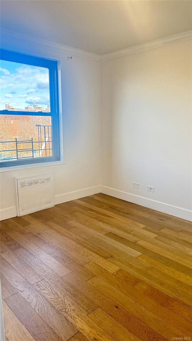 Dara Gardens unit 4 G, Flushing, NY 11367 - photo 4