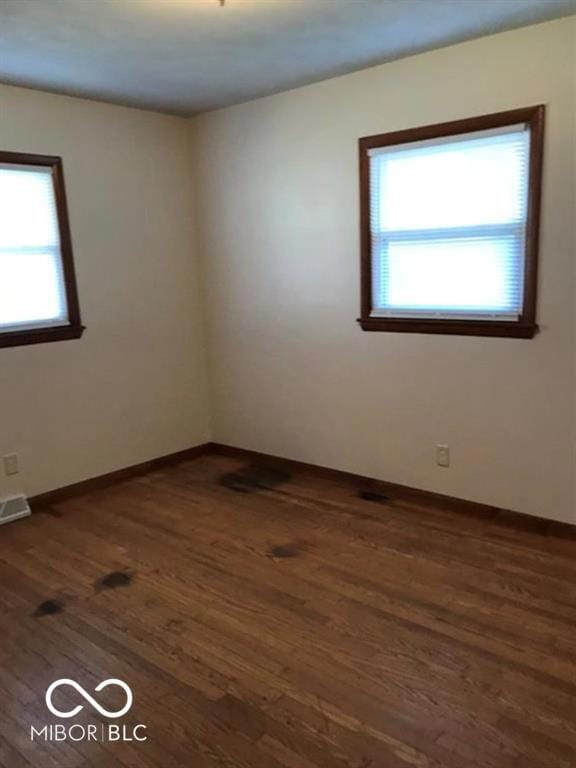 624 E Fairview Dr, Greenwood, IN 46142 - photo 6